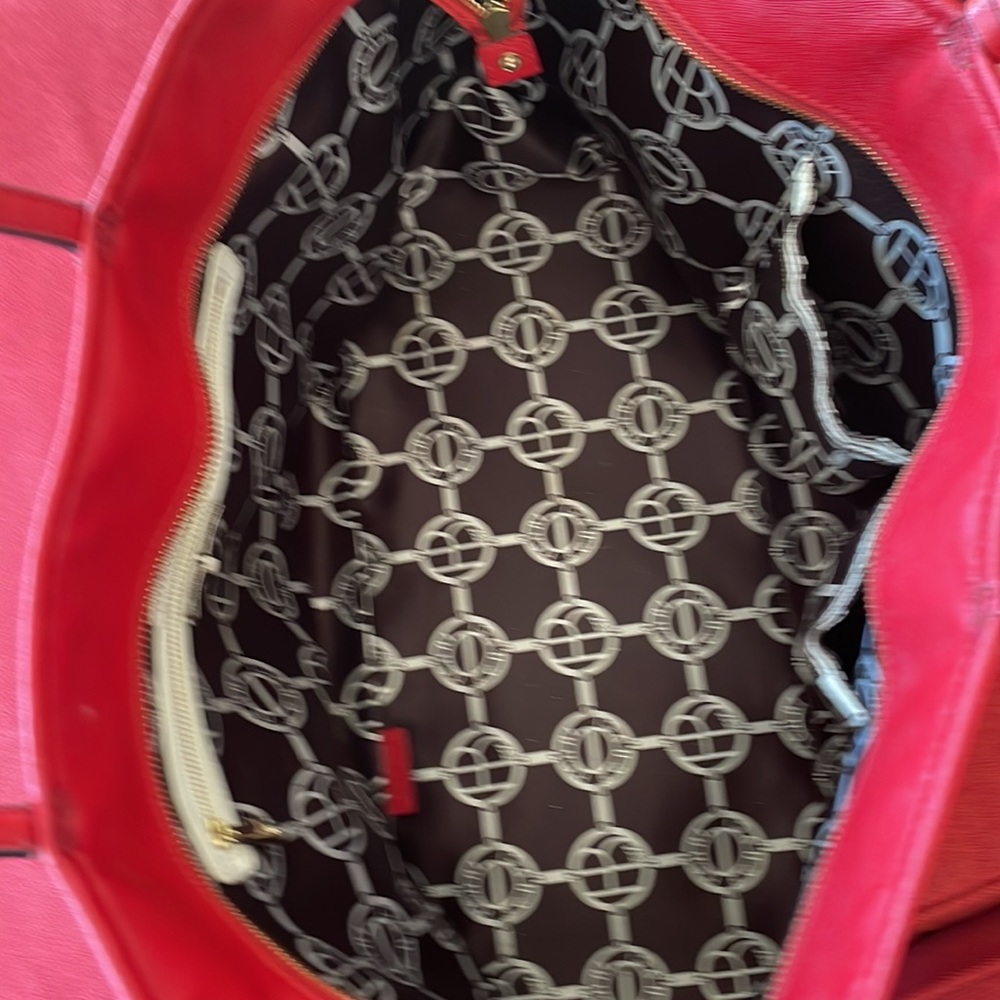 Large red Henri Bendel tote - Picture 3 of 9